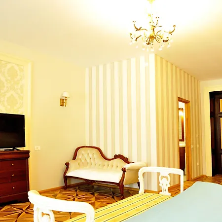 招待所 Safrano Palace 3*