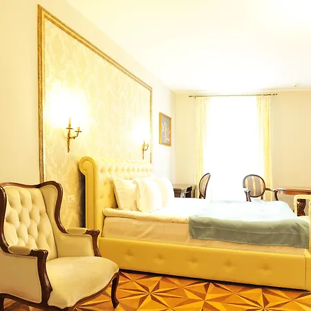 Safrano Palace بيت ضيافة براشوف