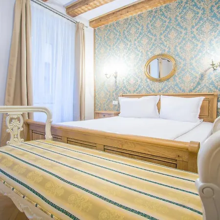 Safrano Palace 3* Brasov