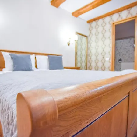 بيت ضيافة Safrano Palace 3*