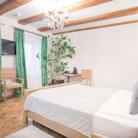 Safrano Palace 3*