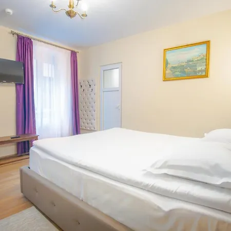 Safrano Palace 3* Braşov