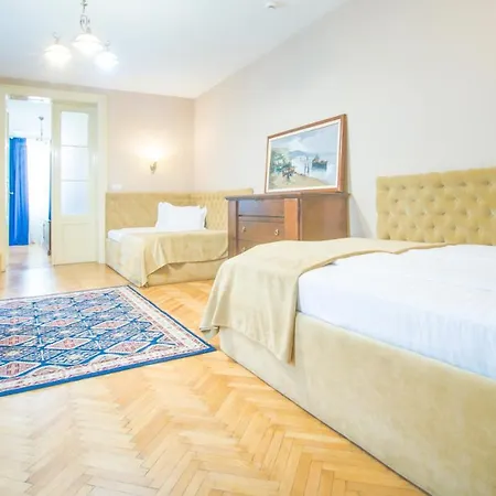 Safrano Palace 3* Brasov